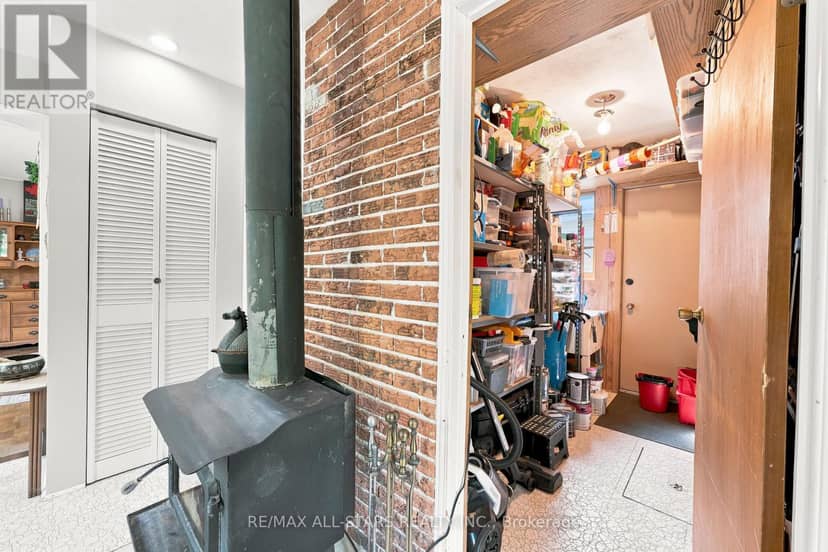 55 Linda Road — photo 18 of 40