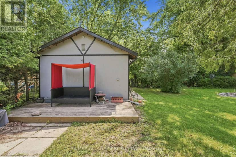 55 Linda Road — photo 35 of 40
