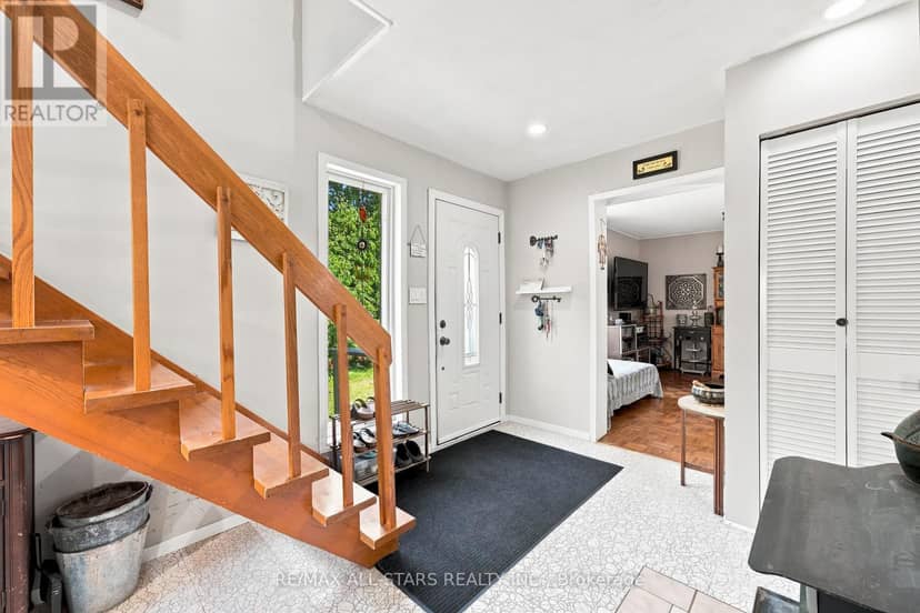 55 Linda Road — photo 8 of 40