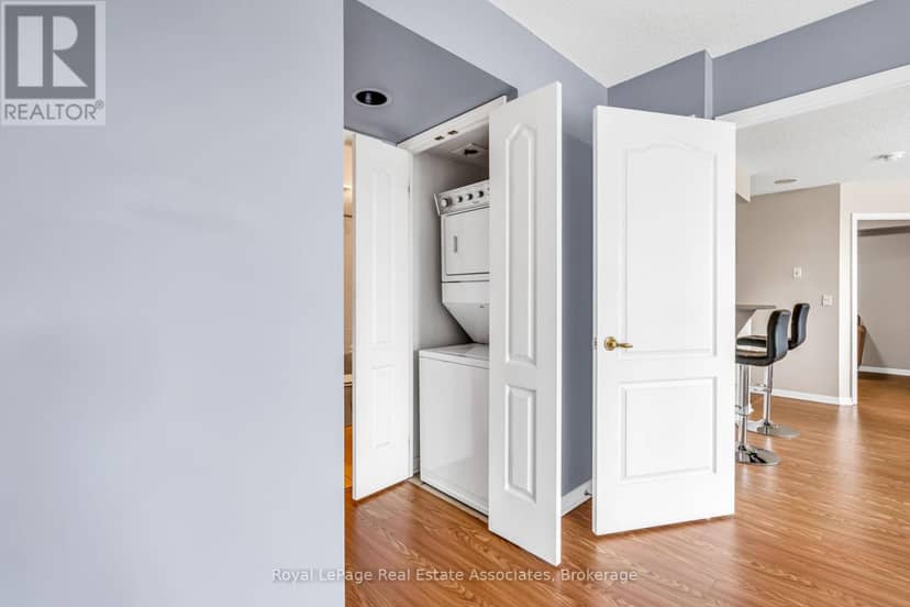 208 - 1140 Parkwest Place — photo 27 of 38