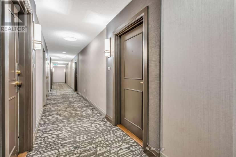 208 - 1140 Parkwest Place — photo 4 of 38