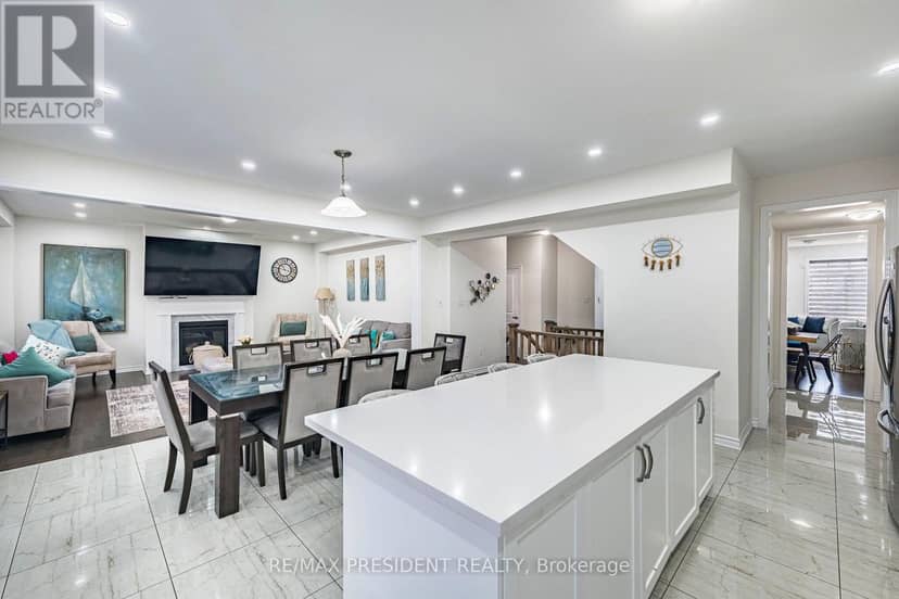 58 Petch Avenue — photo 17 of 40