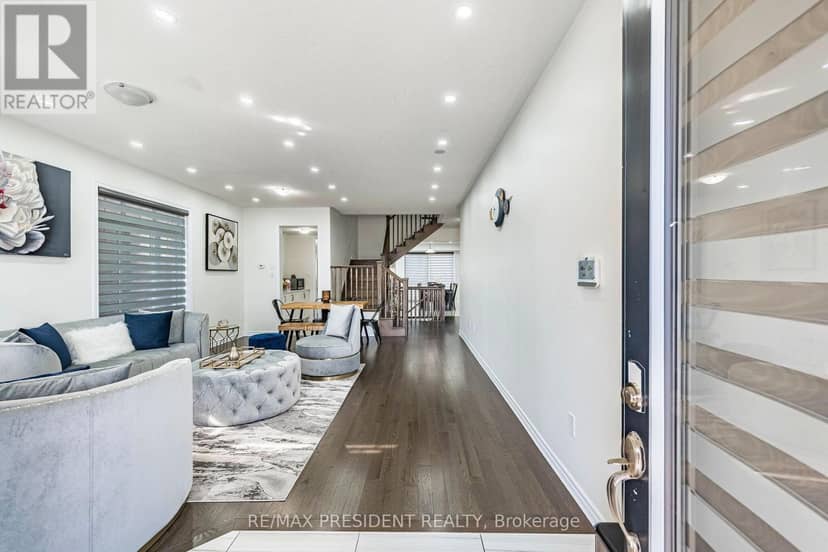 58 Petch Avenue — photo 4 of 40