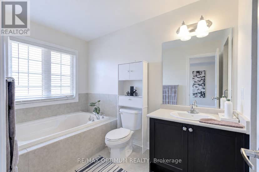 82 Oakmore Lane — photo 33 of 40