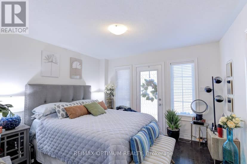 82 Oakmore Lane, Brampton, photo 6