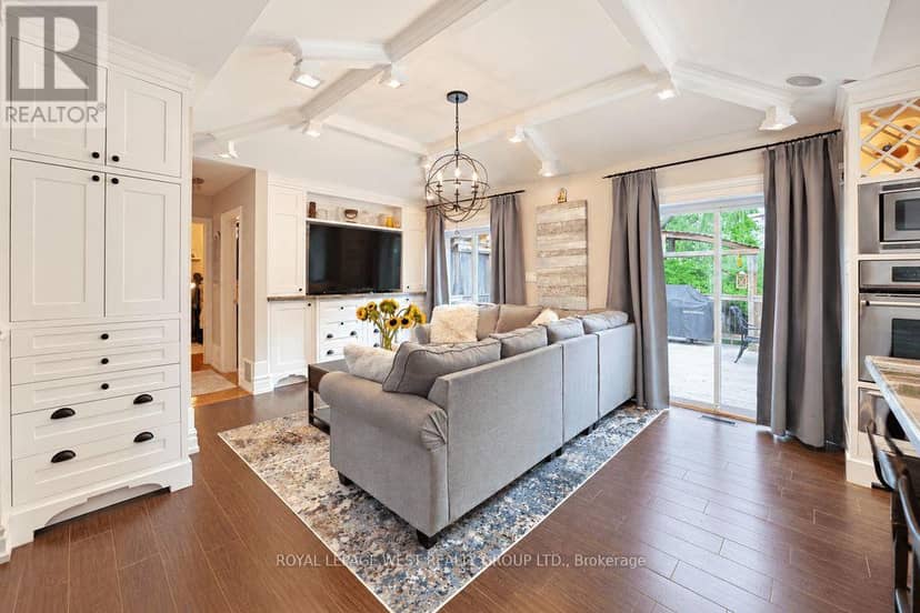 1422 Rebecca Street — photo 7 of 40