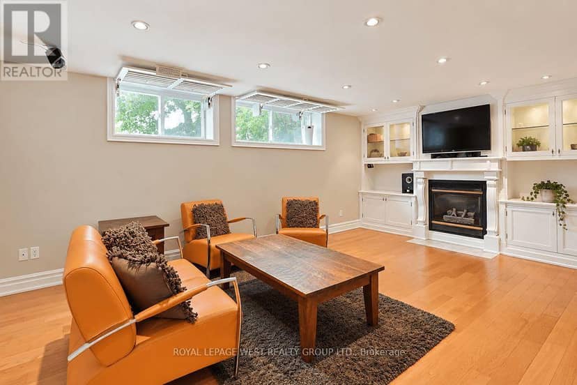1422 Rebecca Street — photo 9 of 40