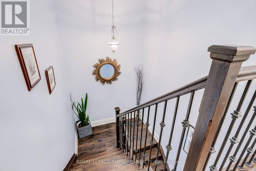 46B Strathnairn Avenue — photo 26 of 37
