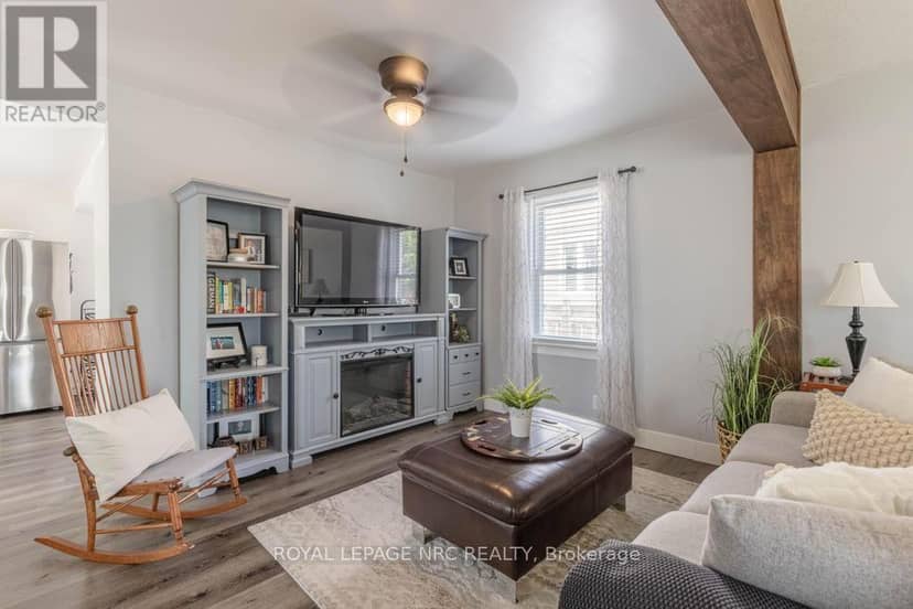 7992 Peter Street — photo 9 of 34