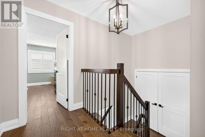 12 Fiddlehead Crescent — photo 17 of 40