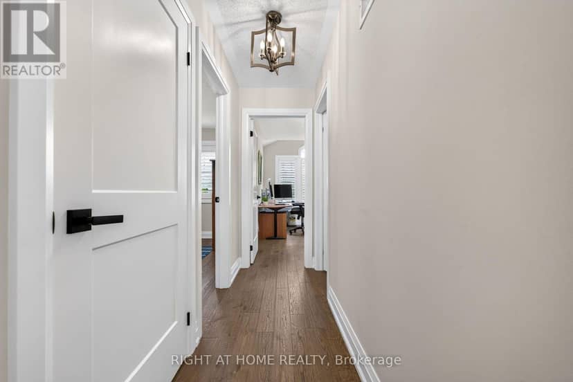 12 Fiddlehead Crescent — photo 25 of 40