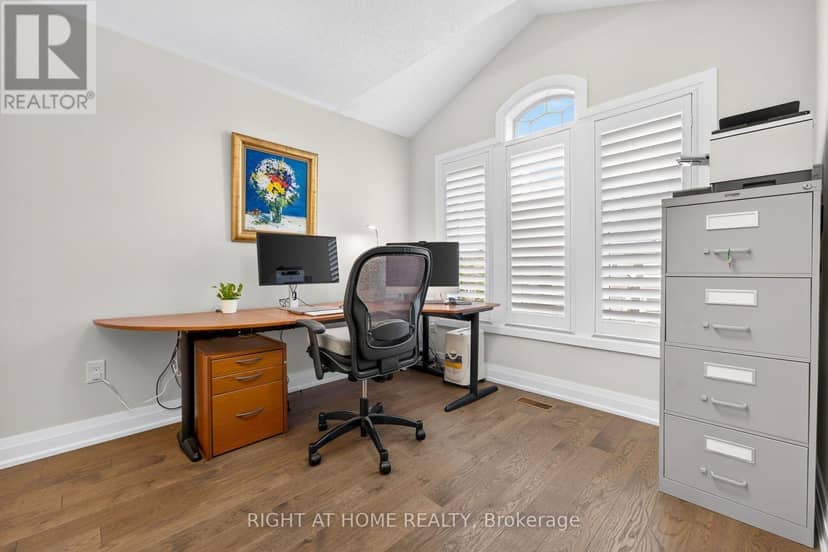 12 Fiddlehead Crescent — photo 27 of 40