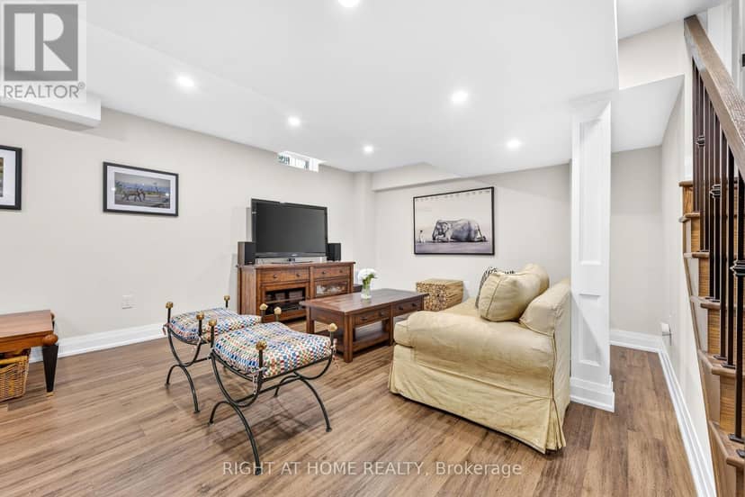 12 Fiddlehead Crescent — photo 34 of 40