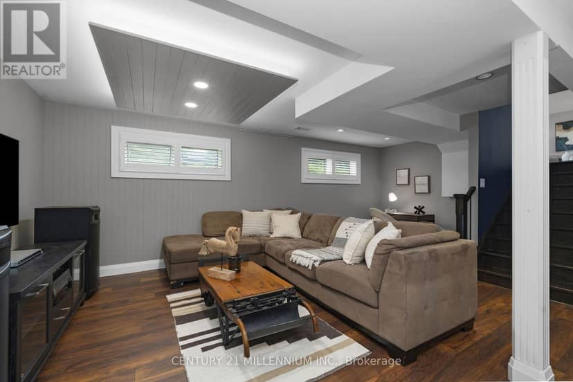 17 Erin Heights Drive — photo 26 of 40