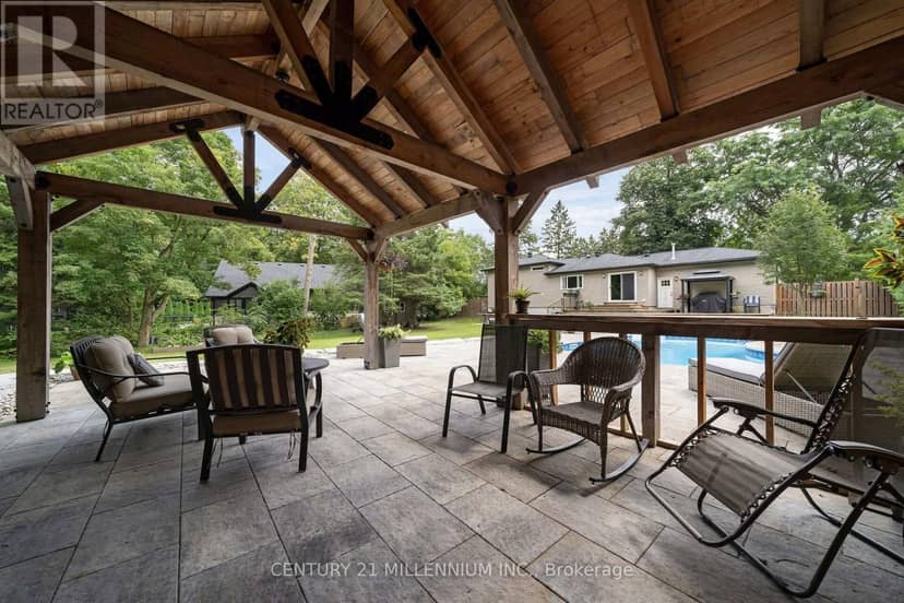 17 Erin Heights Drive — photo 40 of 40