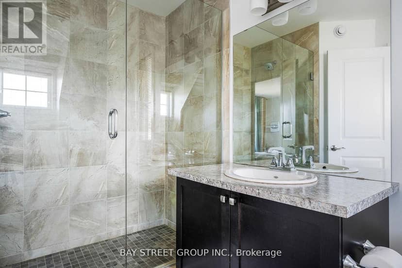 142 Yellow Birch Crescent — photo 11 of 20
