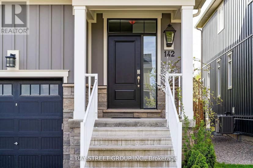 142 Yellow Birch Crescent — photo 2 of 20