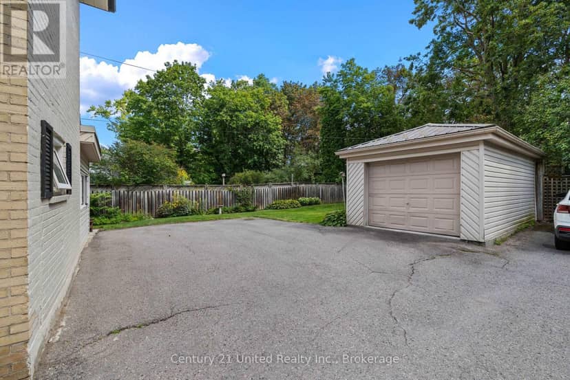 577 Homewood Avenue — photo 4 of 40