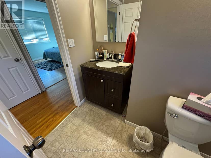 89 Sprucedale Street — photo 25 of 40
