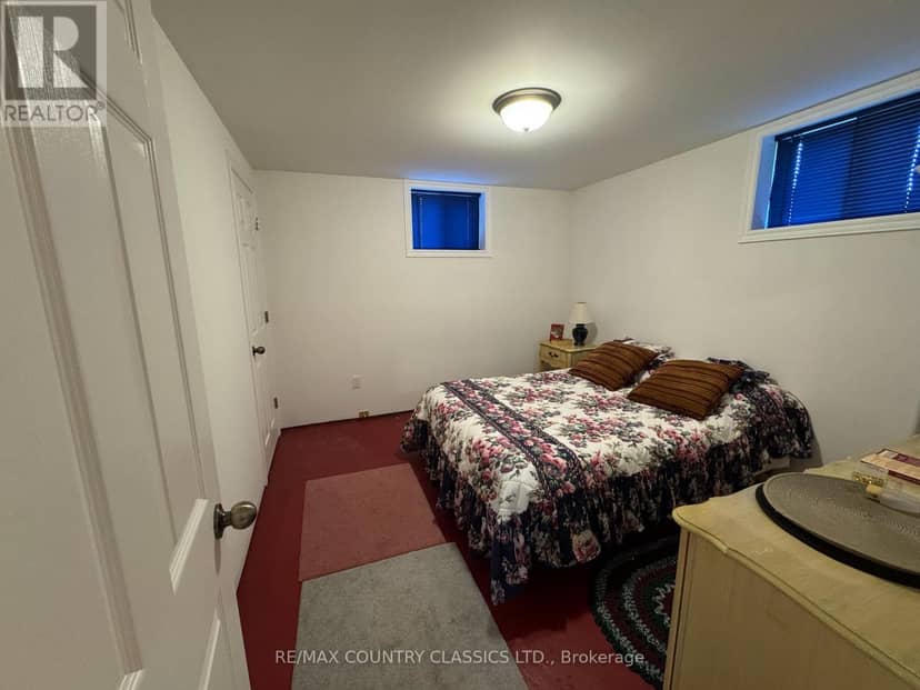 89 Sprucedale Street — photo 33 of 40