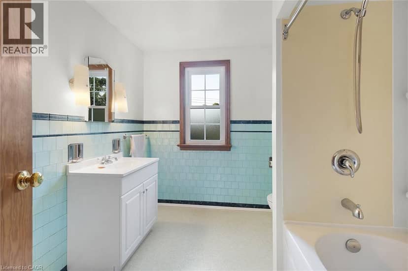 24 PINE Street — photo 17 of 26