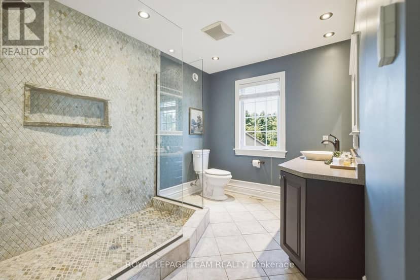 61 Balmoral Street — photo 27 of 40