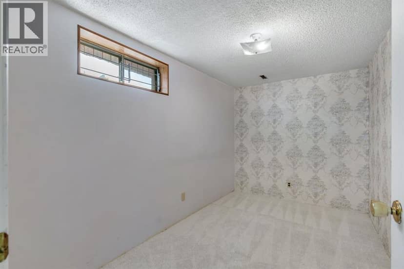 127 Falshire Way NE — photo 26 of 39