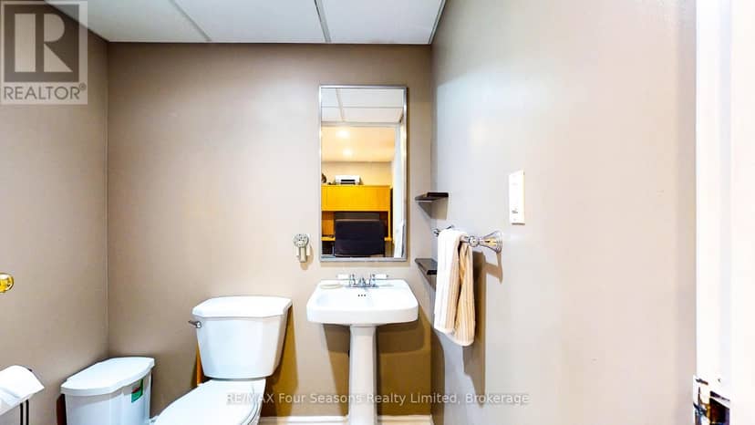 74 Telfer Road — photo 15 of 22