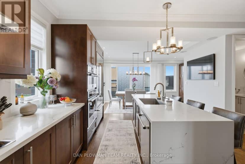 779 Port Darlington Road — photo 10 of 40
