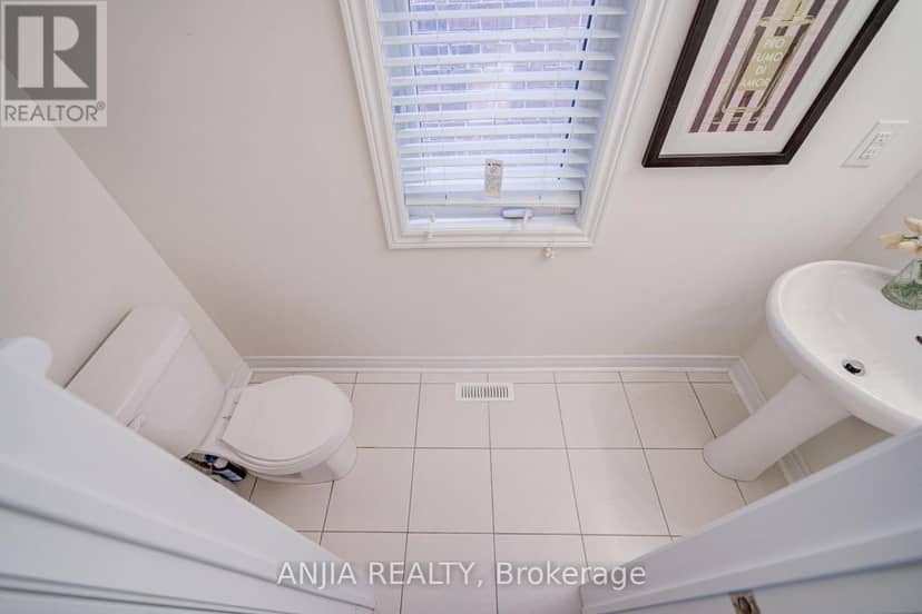 205 Harbord Street — photo 14 of 40