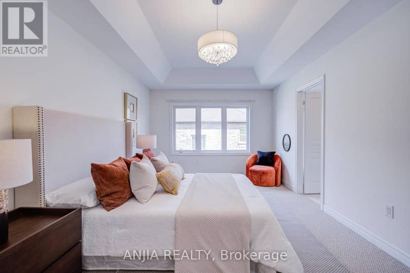 205 Harbord Street — photo 31 of 40