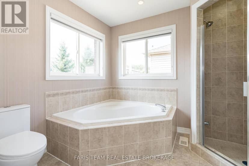 2 Vanessa Drive — photo 20 of 40