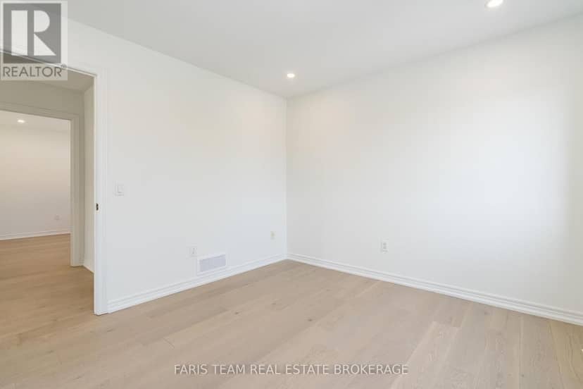 2 Vanessa Drive — photo 25 of 40