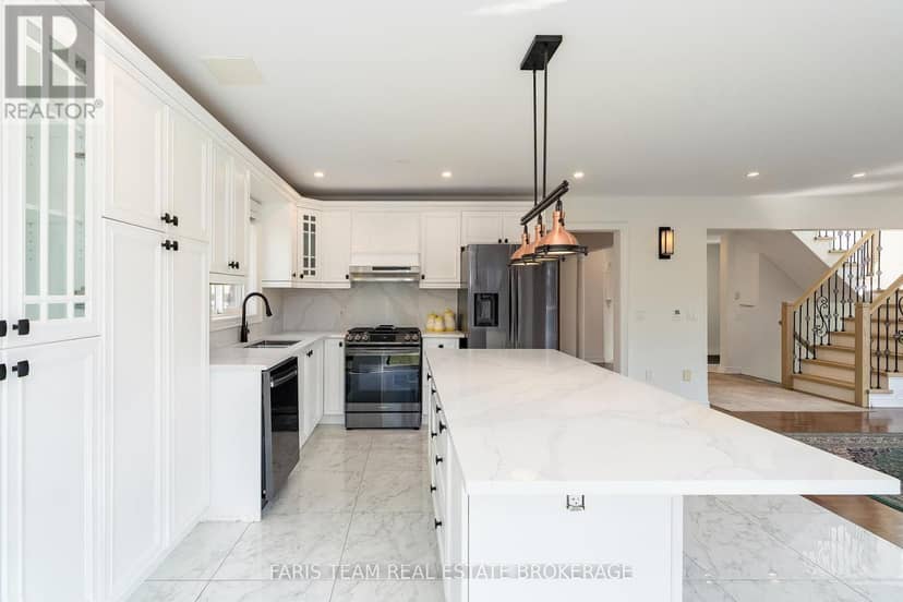2 Vanessa Drive — photo 8 of 40