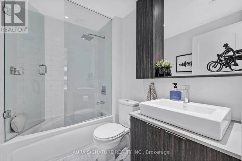 901 - 110 Marine Parade Drive — photo 32 of 40