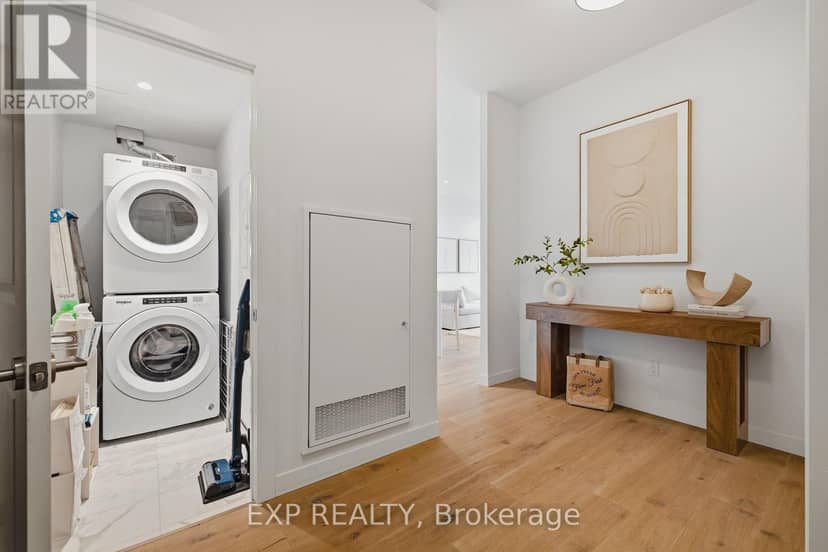 608 - 181 King Street S — photo 15 of 31