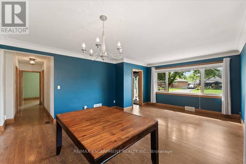 721 Broadway Street — photo 15 of 40