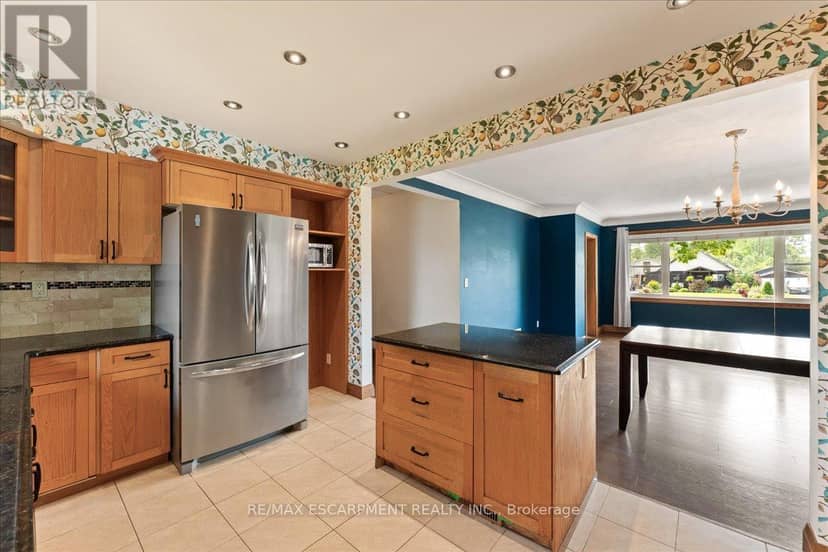 721 Broadway Street — photo 19 of 40