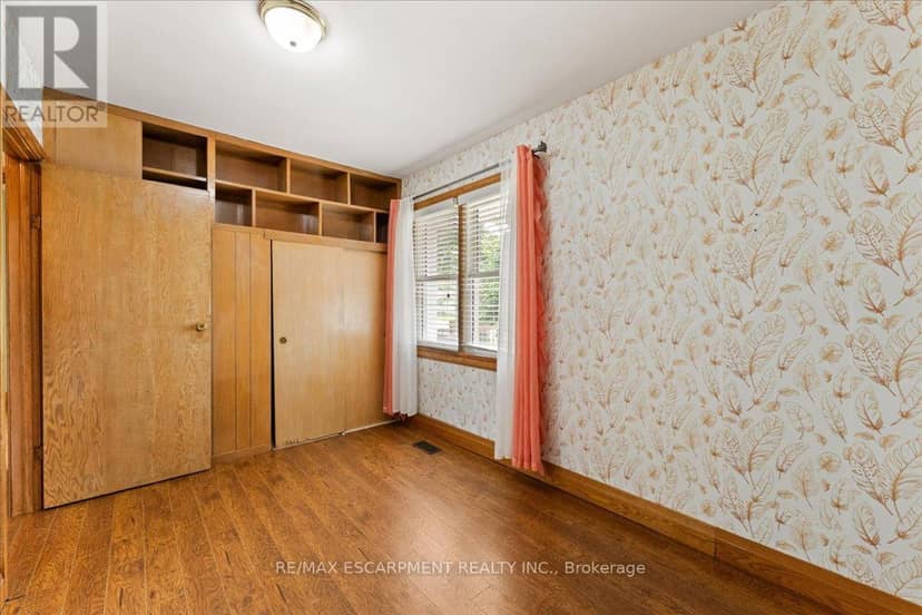 721 Broadway Street — photo 23 of 40