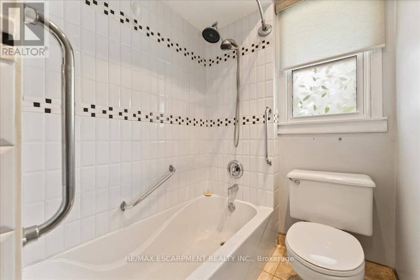 721 Broadway Street — photo 31 of 40