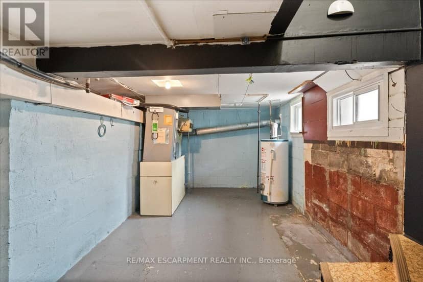 721 Broadway Street — photo 34 of 40