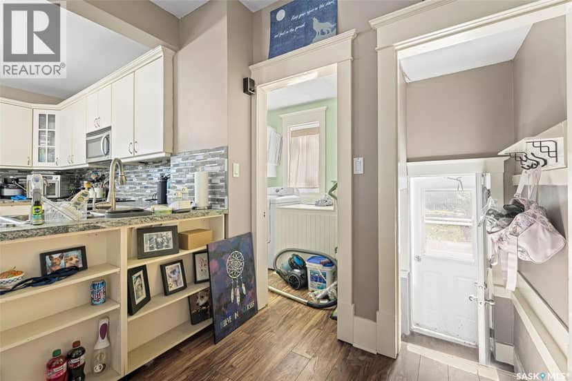1422 Cameron STREET — photo 12 of 29