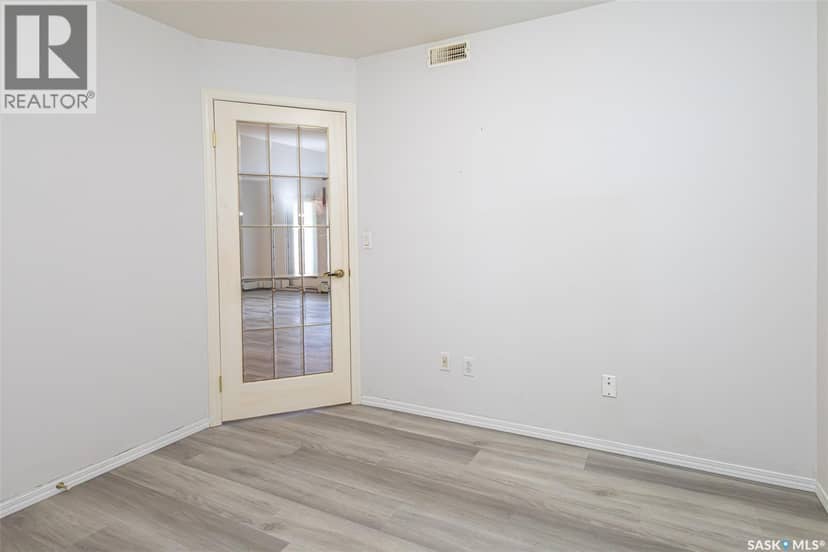 104 934 Heritage VIEW — photo 12 of 40