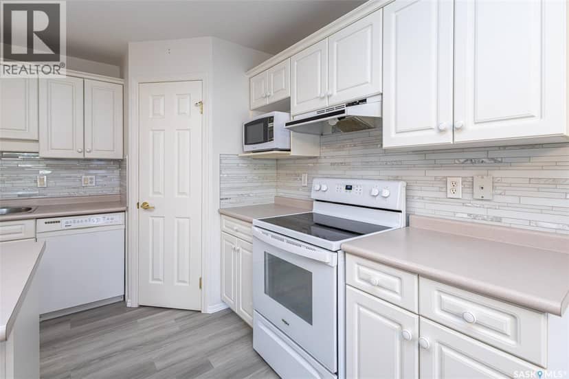 104 934 Heritage VIEW — photo 5 of 40