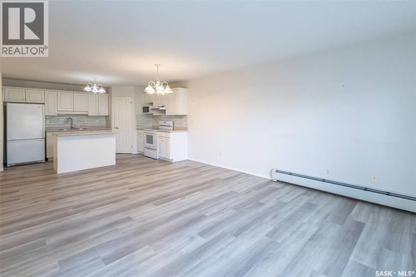 104 934 Heritage VIEW — photo 9 of 40