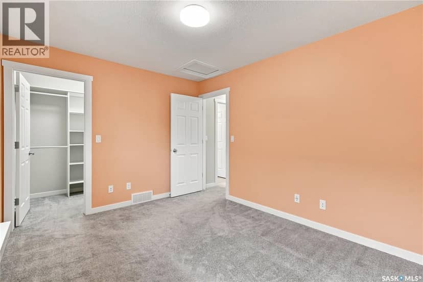 5306 Watson WAY — photo 33 of 40