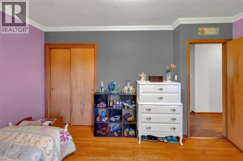 160 John STREET — photo 26 of 40
