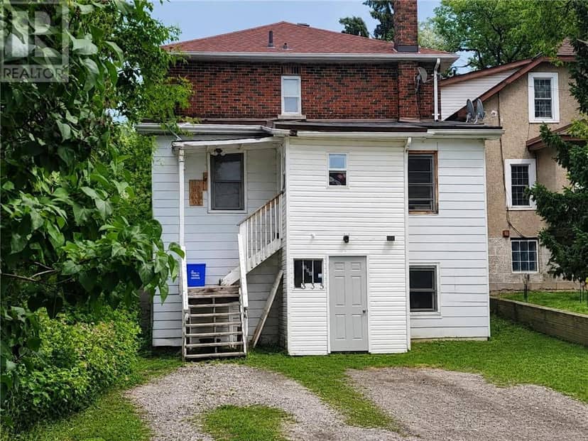 335 Frood Road — photo 2 of 8