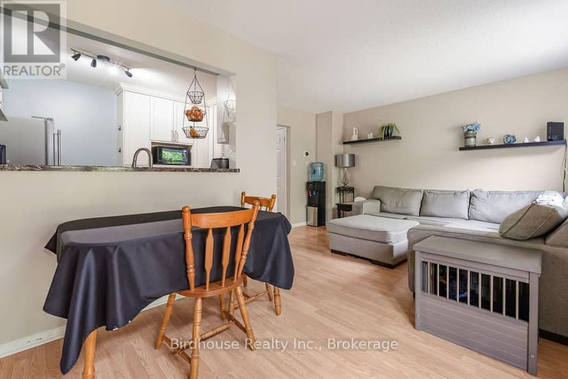80 Lorne Street — photo 13 of 32