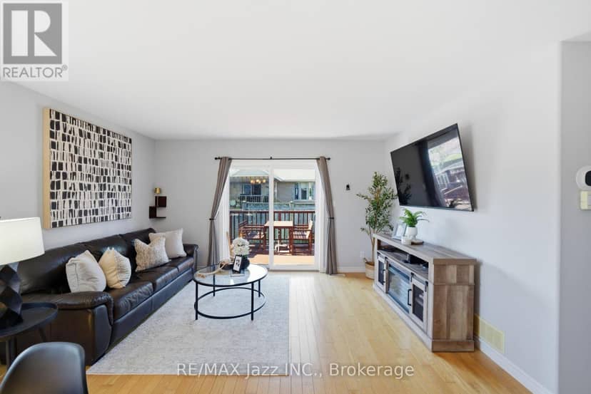 1 Cooper Court — photo 9 of 40